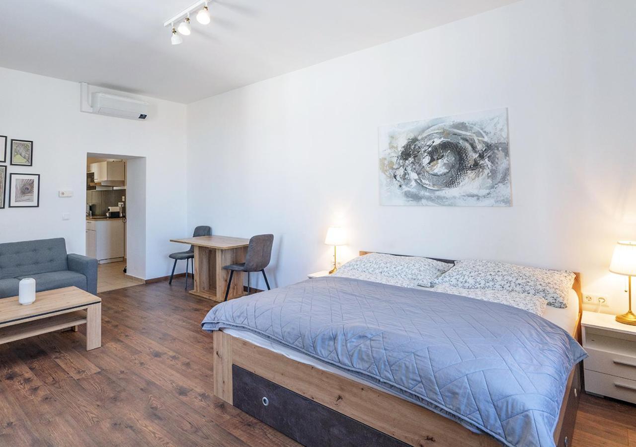 New Favoriten - Serviced Apartments Wina Bagian luar foto
