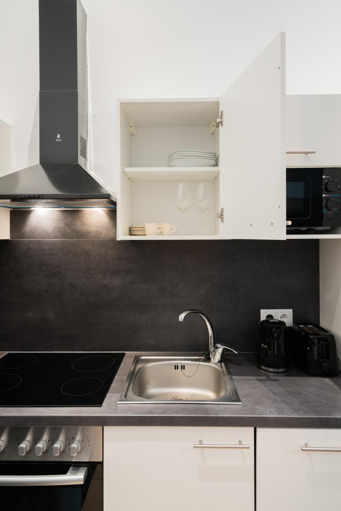 New Favoriten - Serviced Apartments Wina Bagian luar foto