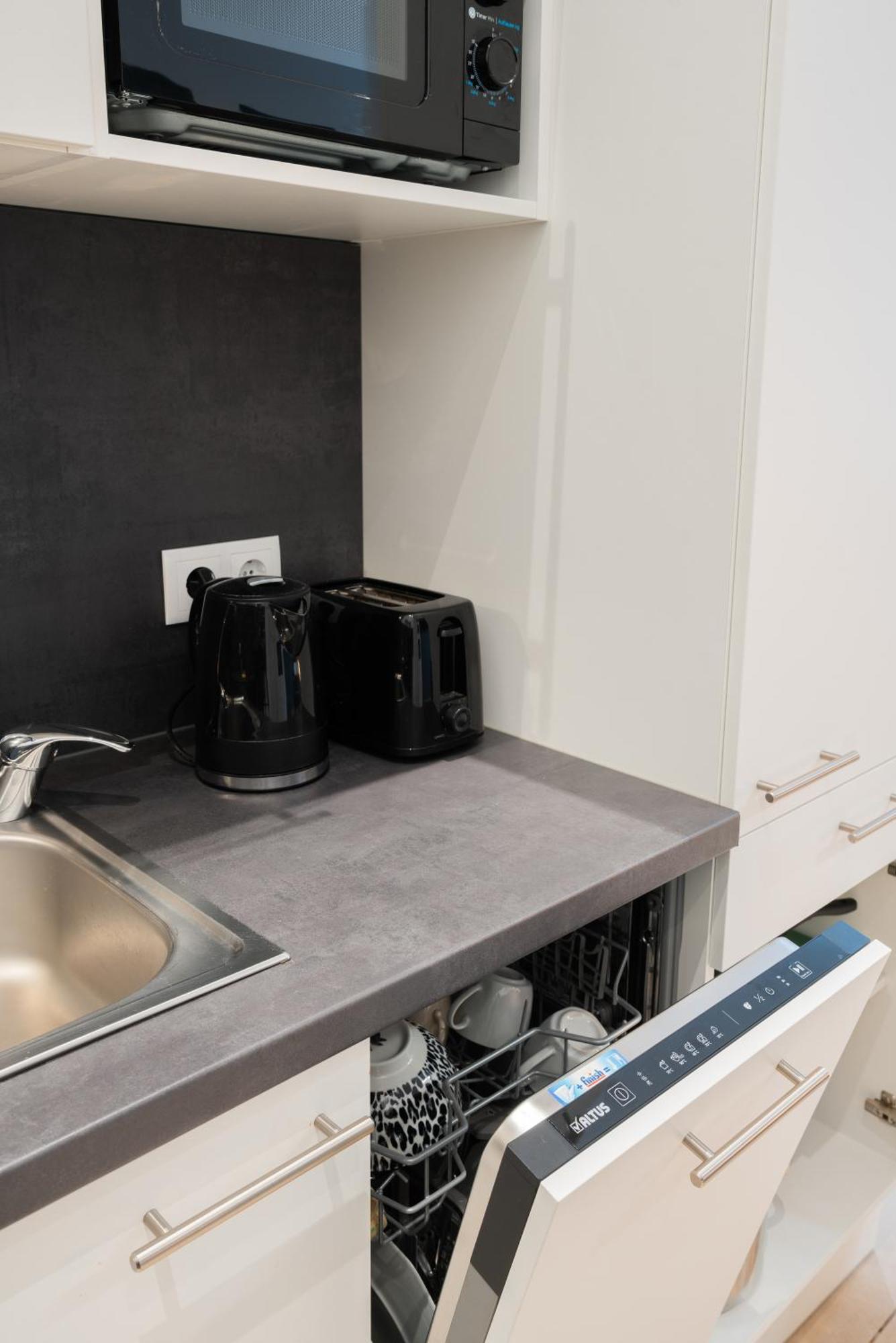 New Favoriten - Serviced Apartments Wina Bagian luar foto