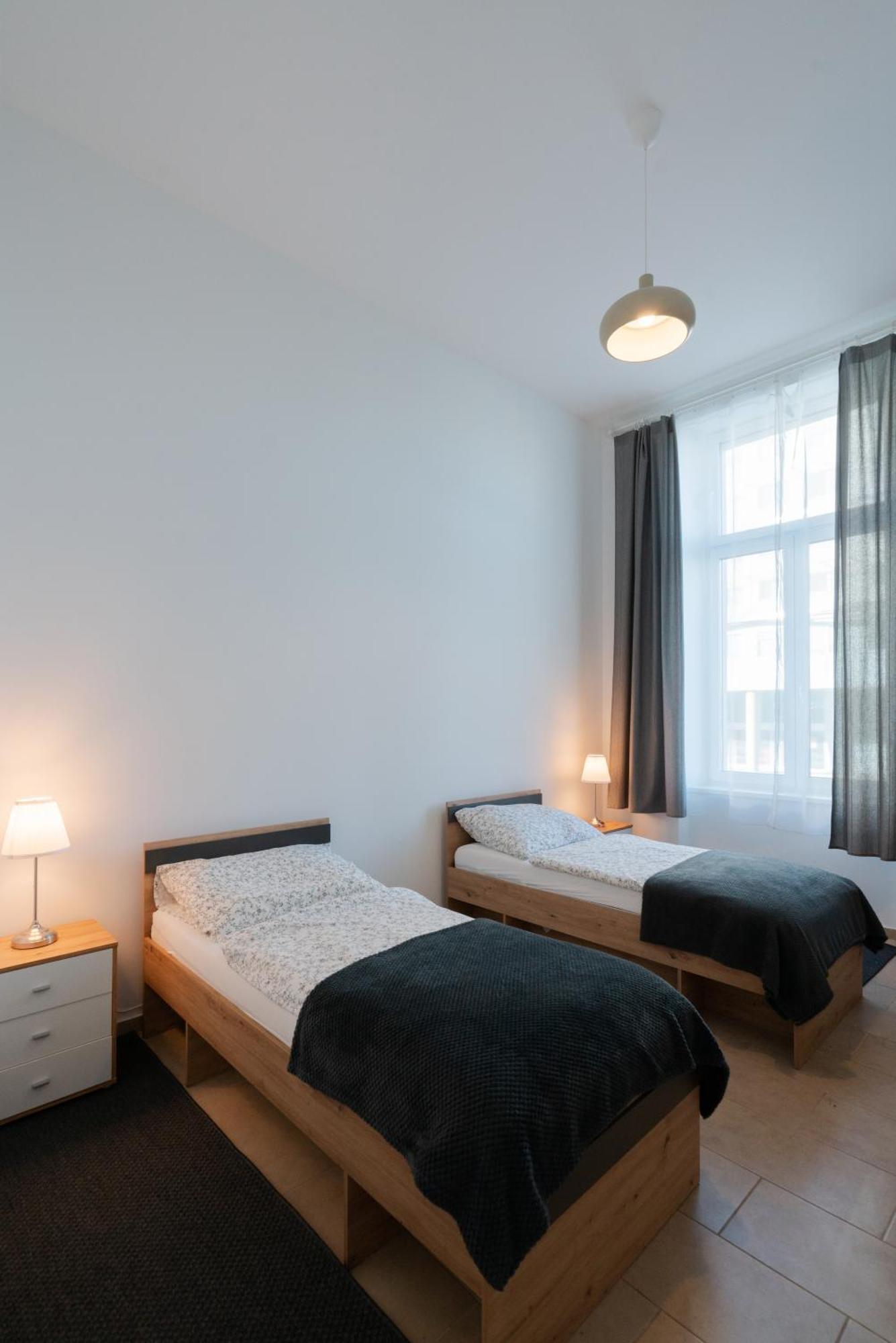 New Favoriten - Serviced Apartments Wina Bagian luar foto