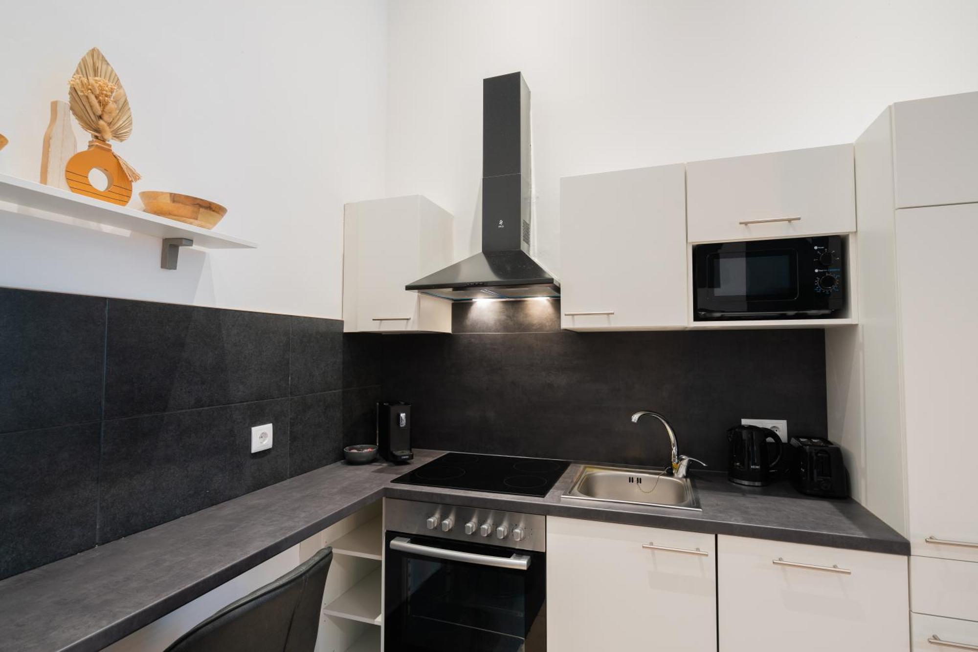 New Favoriten - Serviced Apartments Wina Bagian luar foto